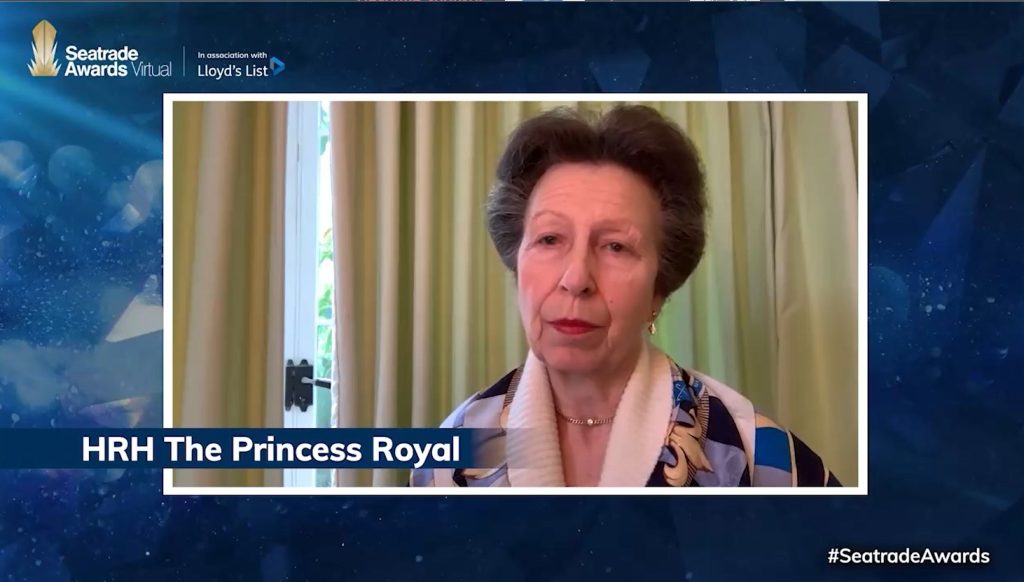 HRH The Princess Royal puhuu Seatrade awardsissa.